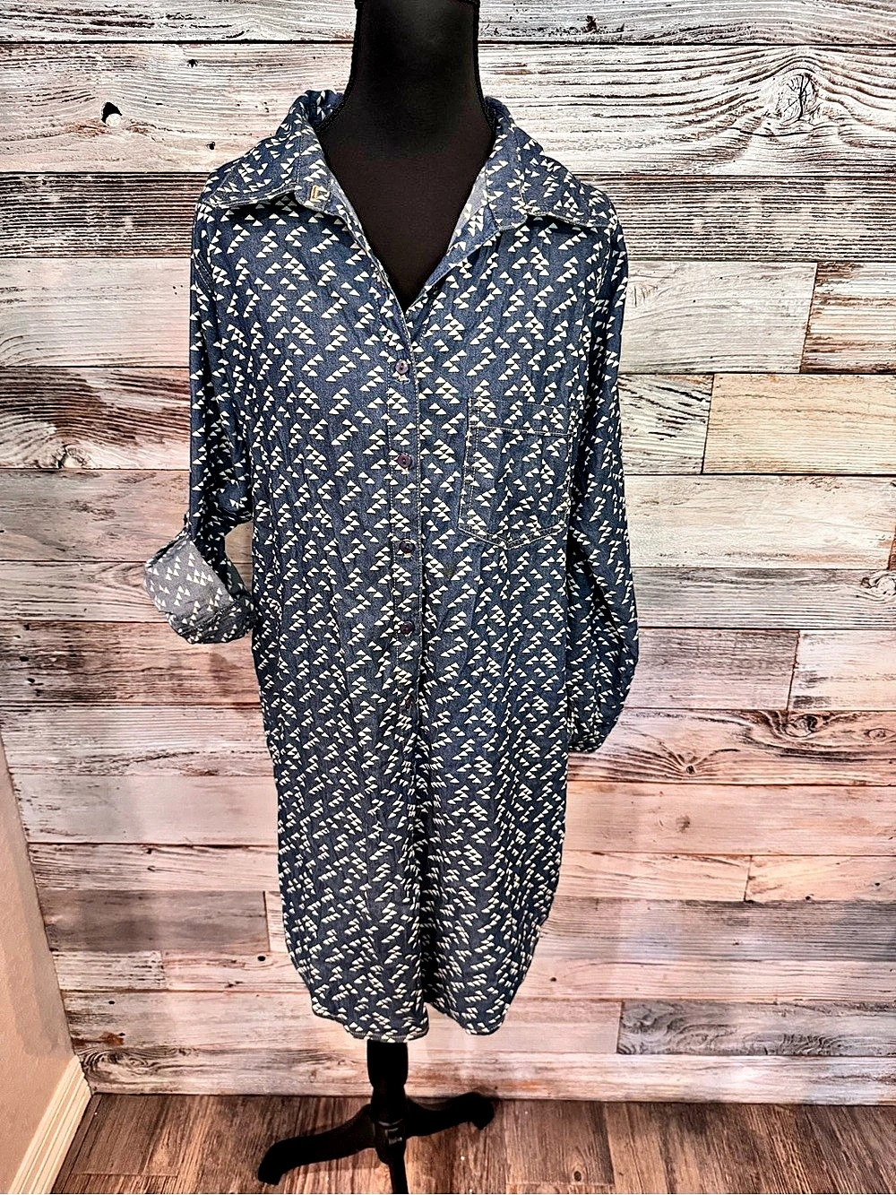 NWT RNB Geometric Button Front Button Down Dress Blue 1X